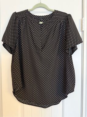 Ann Taylor Black Short Sleeve Blouse with Light Pink Polka Dots